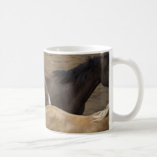 Tasse der Wilden Pferde