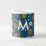 Tasse des ersten Monogramms floral Jumbo<br><div class="desc">benutzerdefinierte Erste Monogram-Jumbo-Tasse,  blumenskandinavische hübsche Abbildung</div>