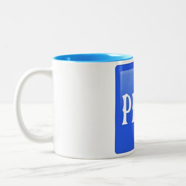 Tasse des Kaffees beten (Links)