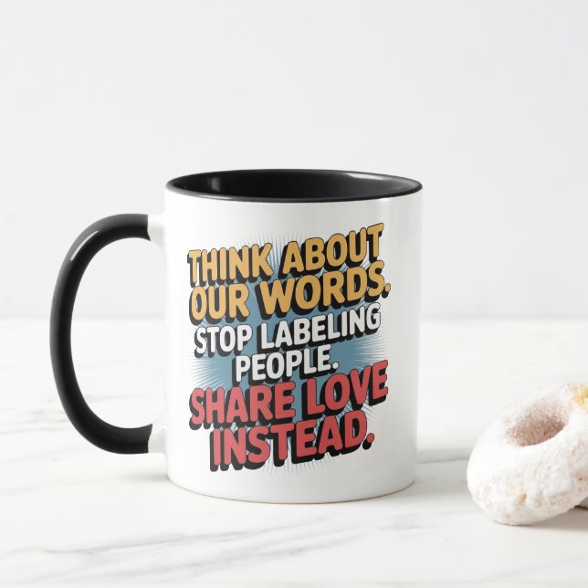 Tasse des Kaffees denken Sie an unsere Worte (Mit Donut)
