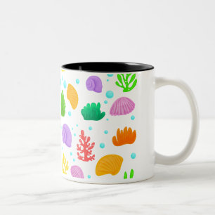 Tasse des marinen Lebens - Algen, Korallen und Mus