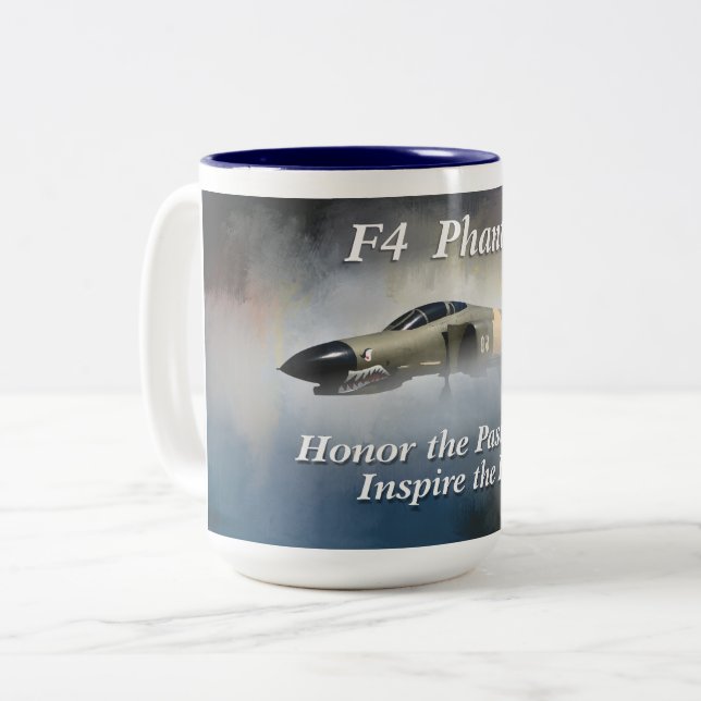 Tasse des Phantoms F4 (Vorderseite Links)