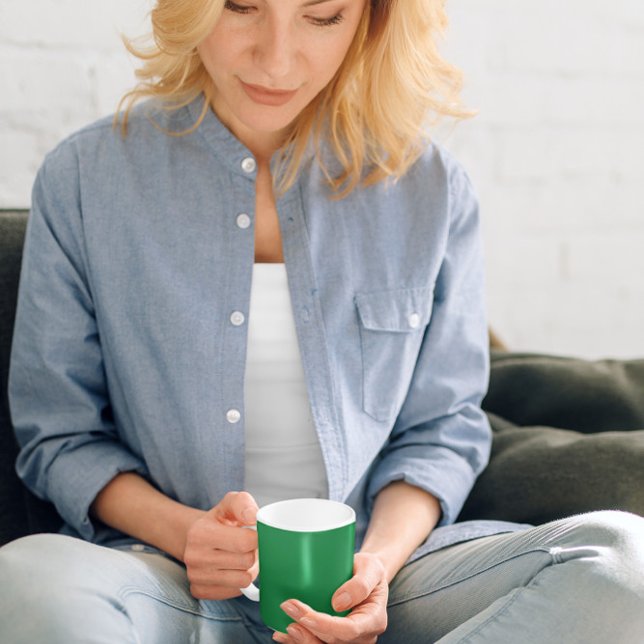 Tasse des traditionellen grünen Kaffees (Von Creator hochgeladen)