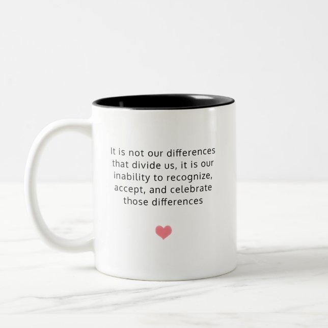Tasse Differenzen Zitat Audre Lorde / WWC-Logo  (Links)
