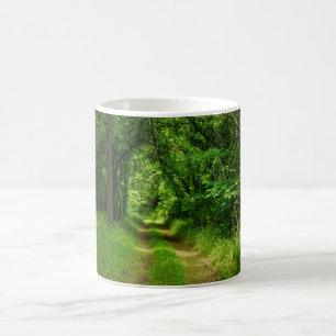 Tasse für den Kaffee auf dem Landweg