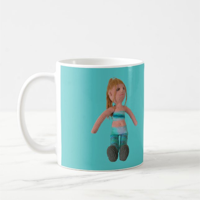 Tasse - Girl Doll on Aqua Hintergrund (Links)