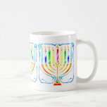 Tasse: Hanukkah Menorah - Chanukah Menorah Tasse<br><div class="desc">Hanukkah Menorah - Chanukah Menorah Karte zeigt alle Kerzen,  die hell brennen für diese besondere Zeit des Jahres,  das jüdische Festival der Lichter.</div>