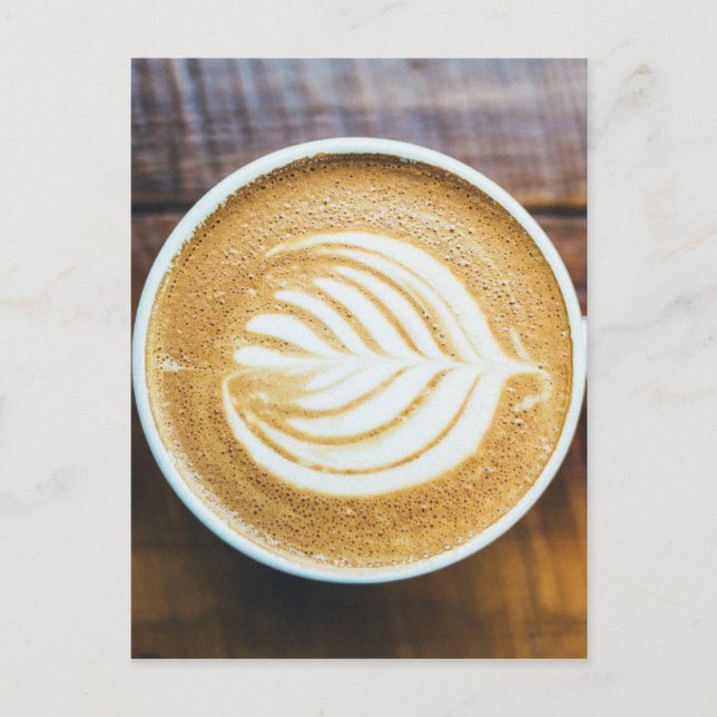 Tasse Kaffee Latte mit Leaf-Form Schaumstoff auf H Postkarte (Vorderseite)