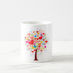 Tasse mit Baum mit herzförmigen Blättern