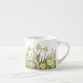 Tasse mit Blumenrand von gelben Narzellen