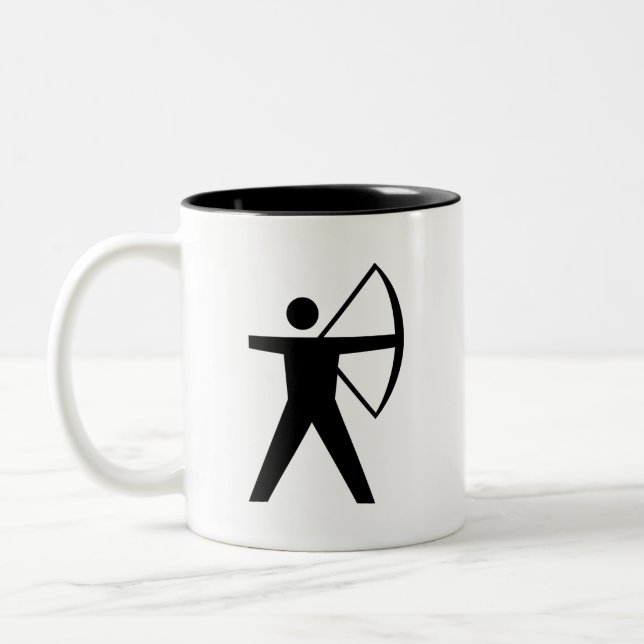 Tasse mit 'Bogenschießen'-Piktogramm (Links)
