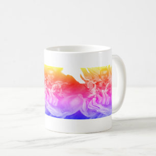Tasse mit ruhigem Geist und blauen Händen