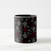 Tasse mit Schneeflocken in Schwarz