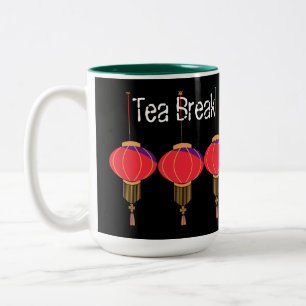 Tasse mit Text 'Tea Break Coffee Break' in Zweifar