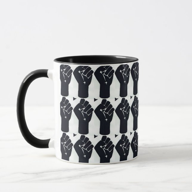 Tasse mit Wiederholung (Links)