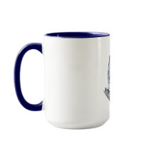 Tasse mit zeichn eines Skizzenhauses mit blauem Da