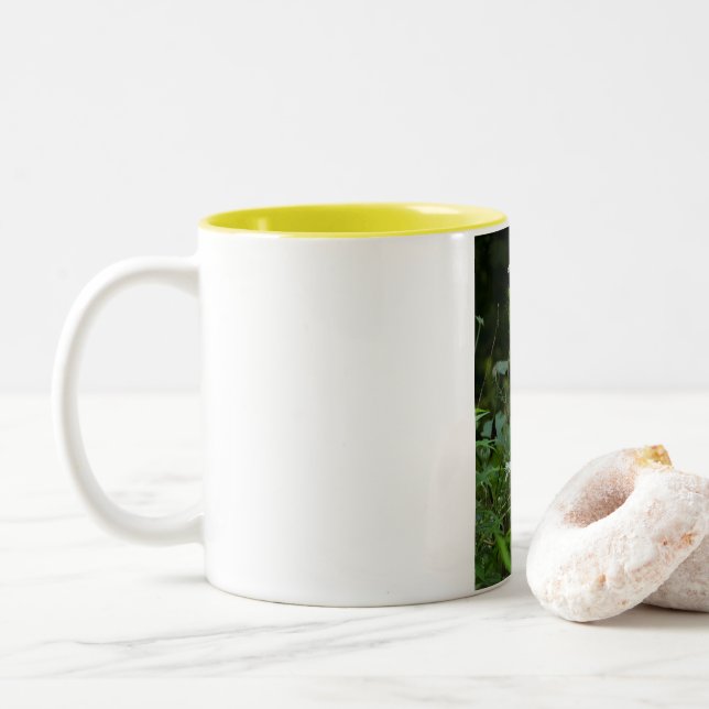 Tasse mit Zweifarben-Design Vorlage (Mit Donut)