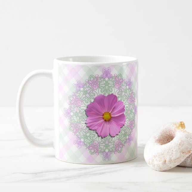Tasse - mittelrosa Kosmos auf Spitzen und Gitter (Mit Donut)