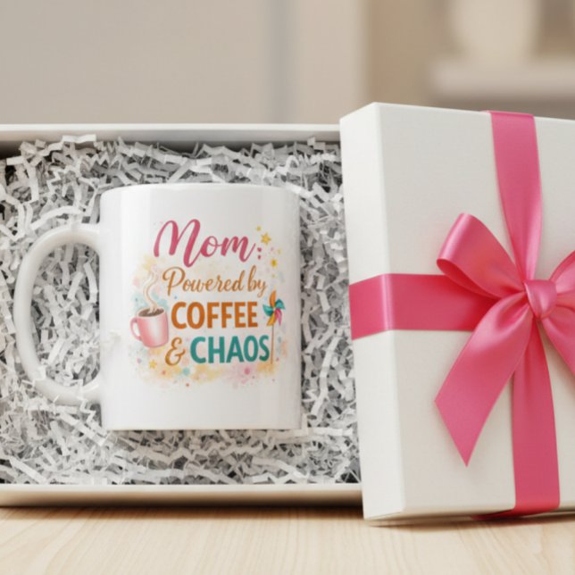 Tasse 'Mom Powered by Coffee & Chaos' (Von Creator hochgeladen)
