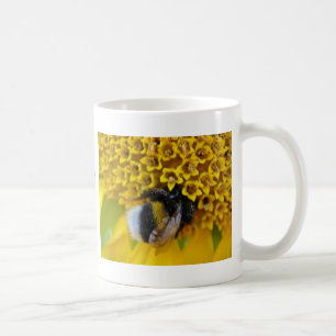 Tasse niedliche Hummel mit Text: "Schöne Tage"