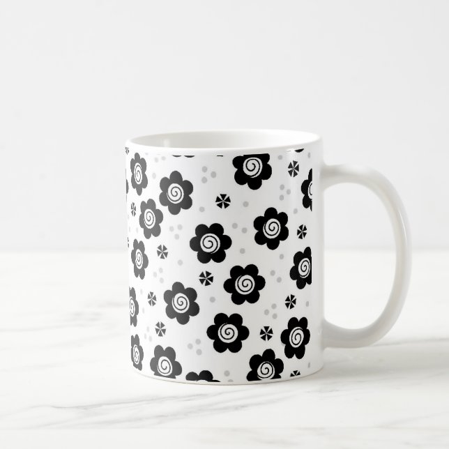 Tasse niedlicher Schwarz-weißer Blume (Rechts)
