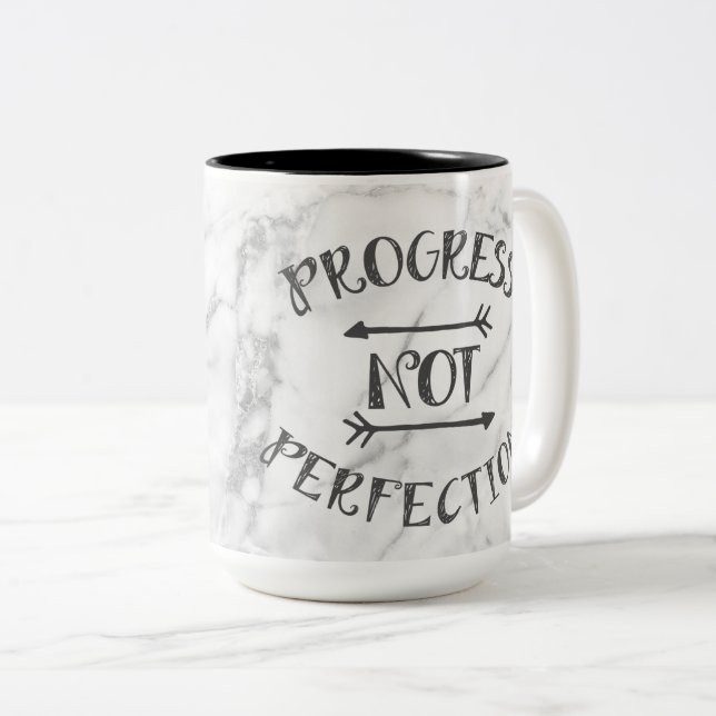Tasse Perfektion des Fortschritts nicht - (VorderseiteRechts)
