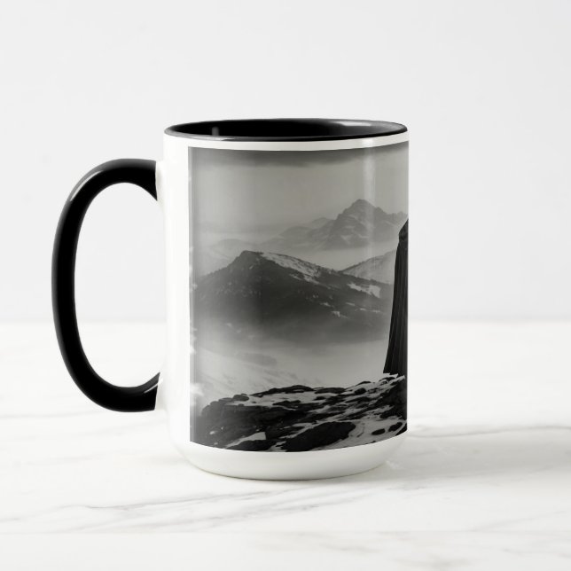 Tasse - Schwarz-Weiß-Fantasie-Sarg (Links)