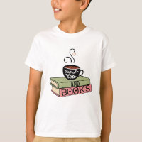 Tasse Tee und Bücher