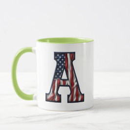 Tasse unter amerikanischer Flagge.