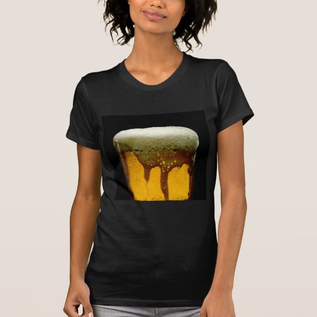Tasse von frischem Bier T-Shirt (Vorderseite)