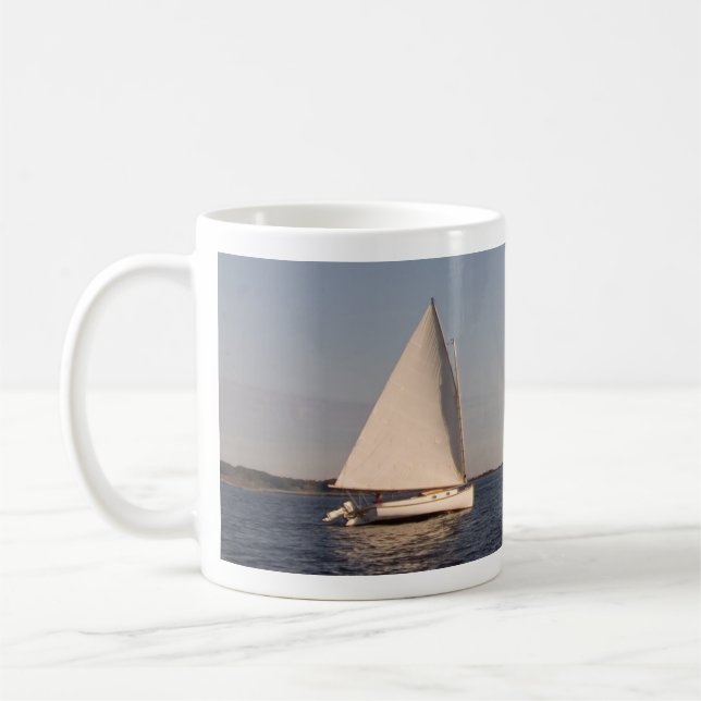 Tasse von Segelbooten (Links)