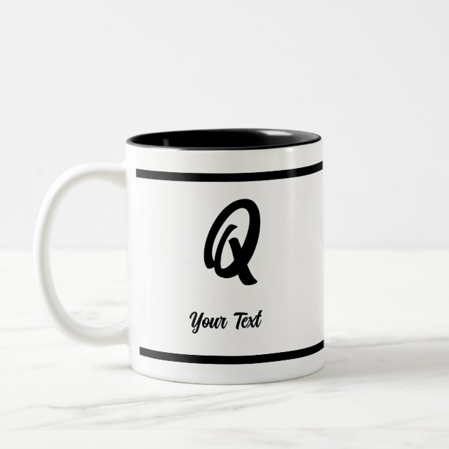 Tasse Weiß mit Buchstabe Q in Schwarz (Links)