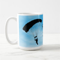 Tasse zum Fallschirmspringen