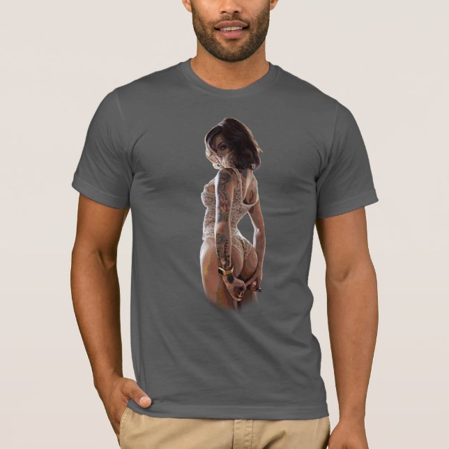 TÄTOWIERTER BRUNETTE. T-Shirt (Vorderseite)