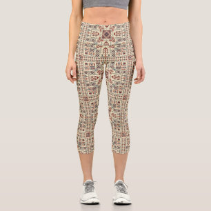 Tatreez-Muster, beiges geometrisches Ornament Capri Leggings