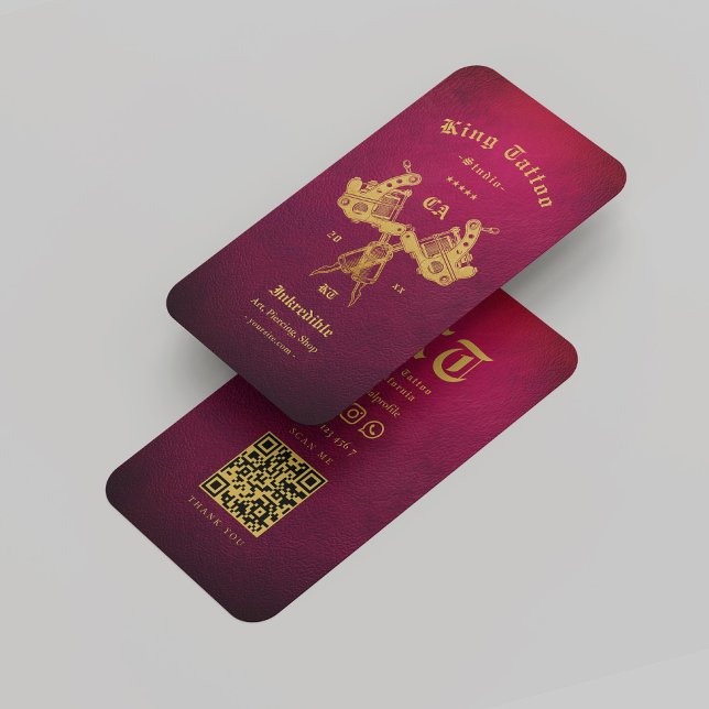 Tattoo Artist Gold Red Monogram Modern Visitenkarte (Tattoo Artist Gold Red Monogram Modern Business Card
)