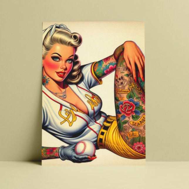 Tattooed Baseball Girl Postkarte (Von Creator hochgeladen)