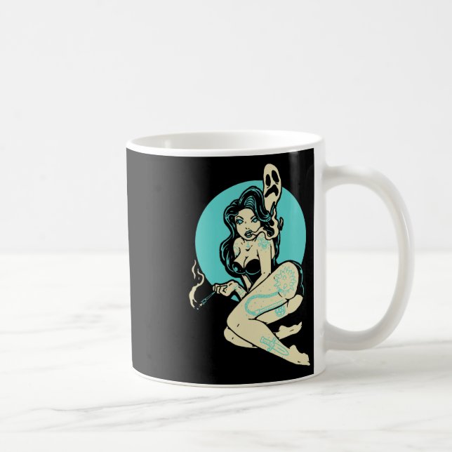 Tattooed Goth Button-up Girl Horror Ghost Moon Roc Kaffeetasse (Rechts)