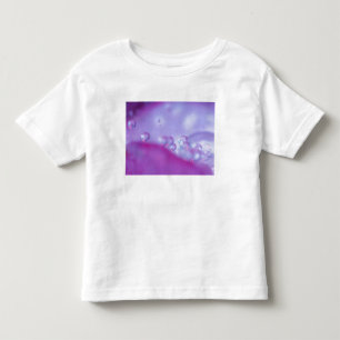 Tauben fällt auf Blume Blütenblatt abstrakt. Kredi Kleinkind T-shirt