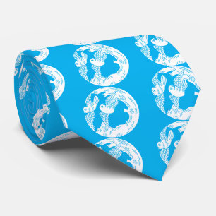 Tauben und alter Baum Krawatte