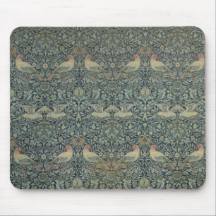 Tauben- und Rosegewebeentwurf, c.1879 Mousepad