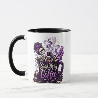 Tauche mich in Kaffee – Cozy Goth Skelett Tasse