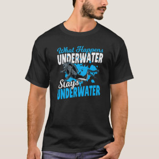 Tauchen Apnoeetaucher Was Unter Wasser Passiert Bl T-Shirt