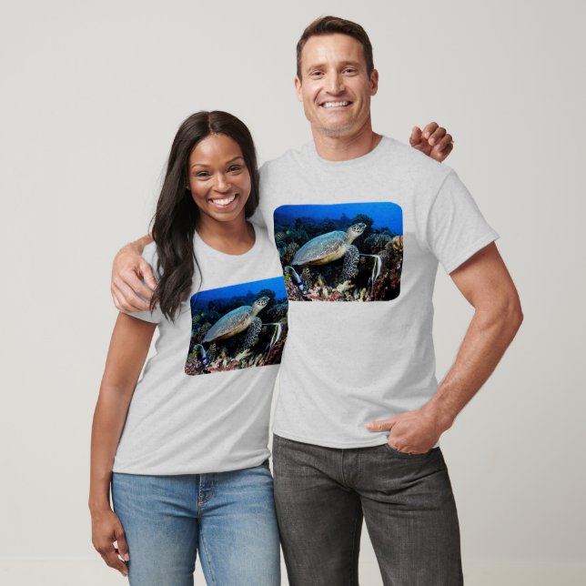 Tauchen mit Schildkröte und Fisch T-Shirt (Unisex)