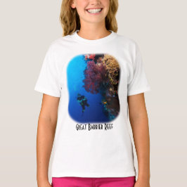 Taucher und weiche Koralle auf dem Great Barrier T-Shirt