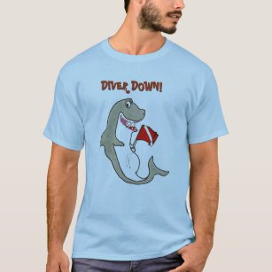 Taucher-unten fetter Cartoon-Haifisch T-Shirt