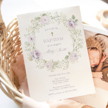 Tauf-Einladung mit Baby's Breath und violetten Ros