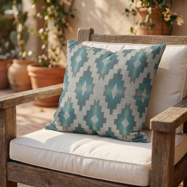 Taupe Beige Gray Light Aquamarin Blue Tribal Art Kissen (Von Creator hochgeladen)