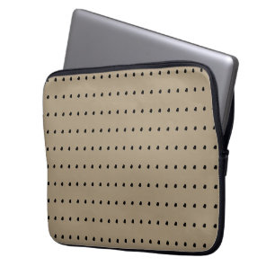 Taupe Black Polka Dots Pattern Laptopschutzhülle