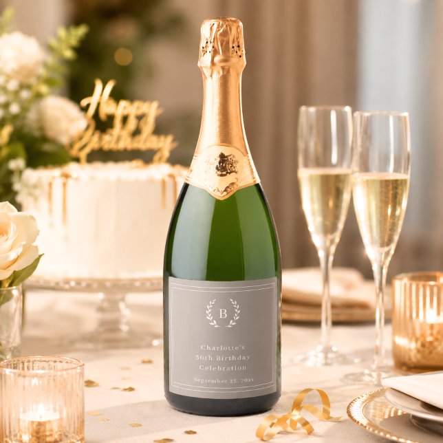 Taupe-Elfenbein-Monogramm-Kranz-Geburtstag (Von Creator hochgeladen)
